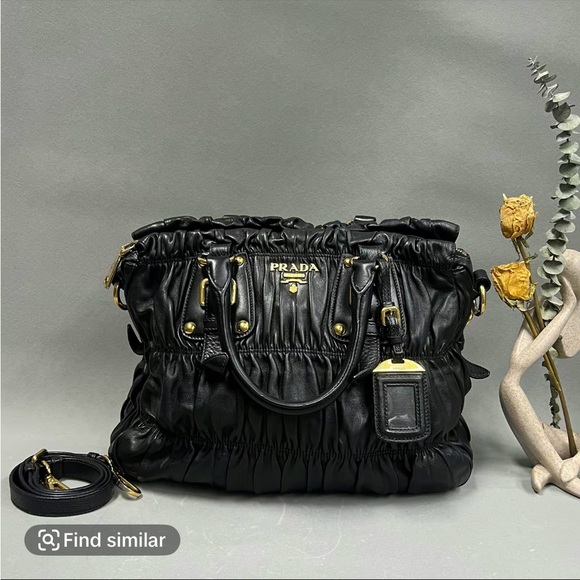 Prada Handbags - 100% Authentic Prada Nappa Gaufre Leather Tote bag.